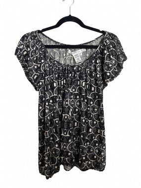 Black & White Geometric Peasant Blouse